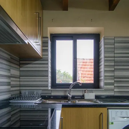 Mountain And Sea View At Costa House - Calheta Madeira Holiday home *