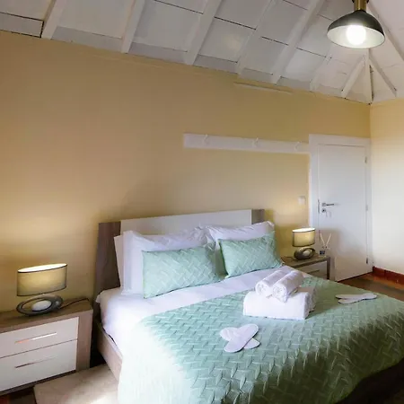 Mountain And Sea View At Costa House - Calheta Madeira *